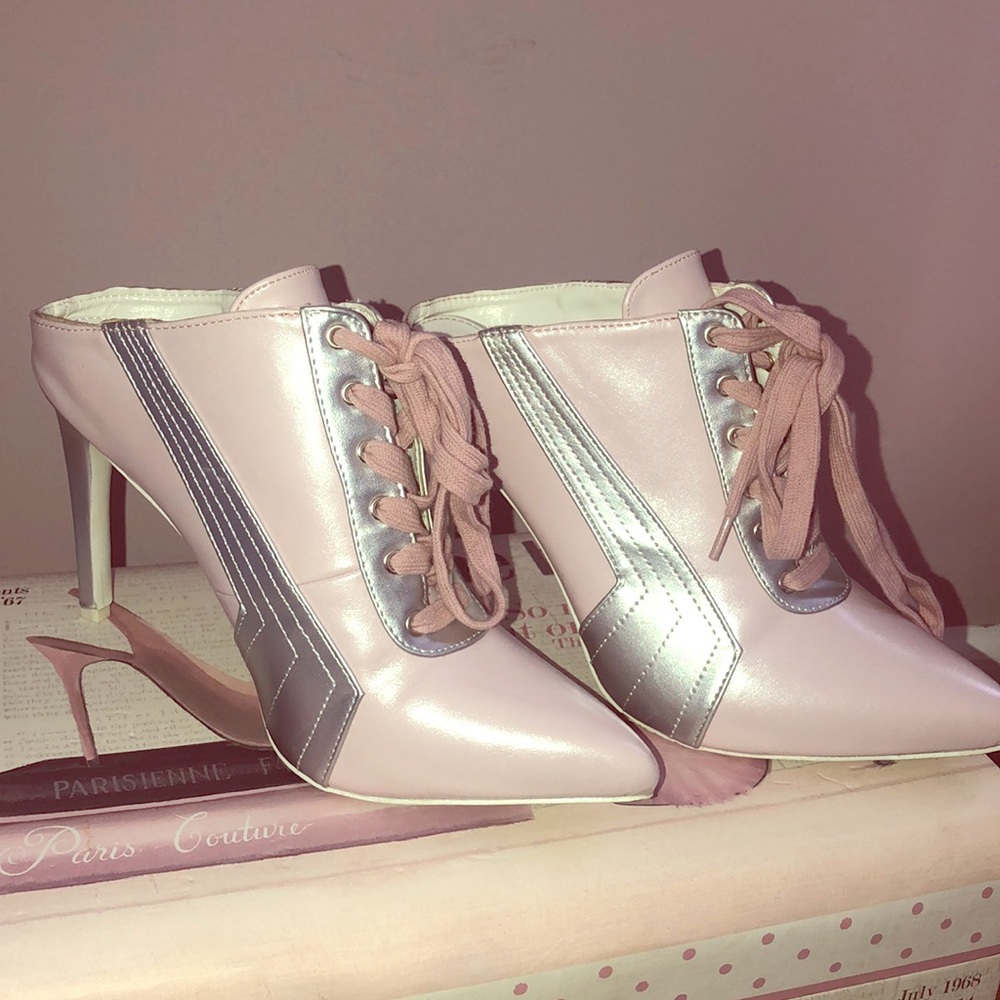Sassy Tie up mules